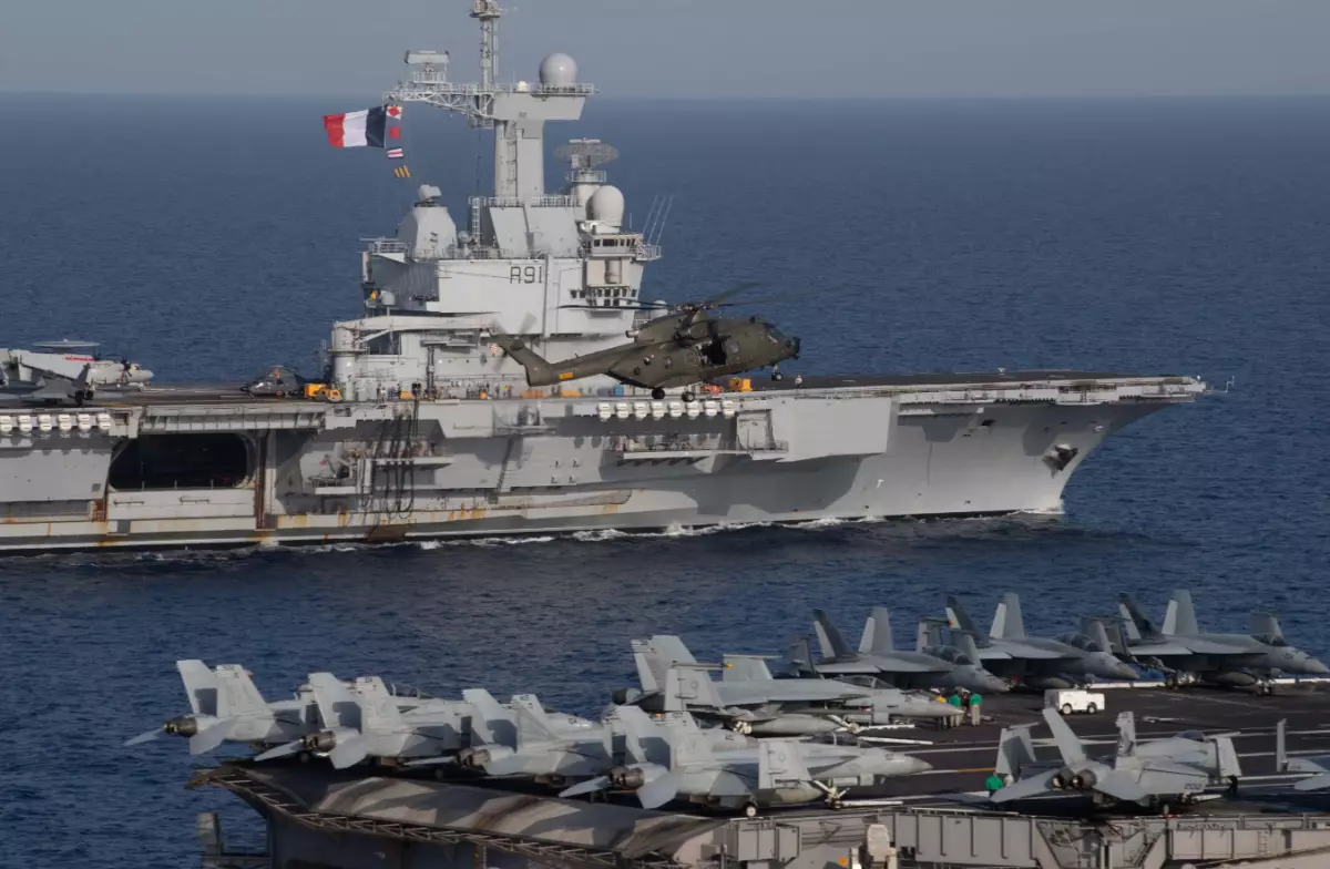 Французский флот готовится к полномасштабной войне