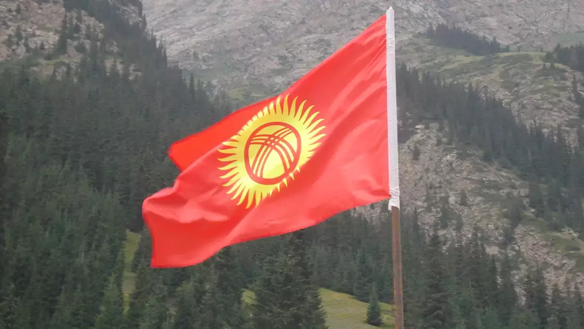 В Кыргызстане предложили блокировать весь контент не на кыргызском языке