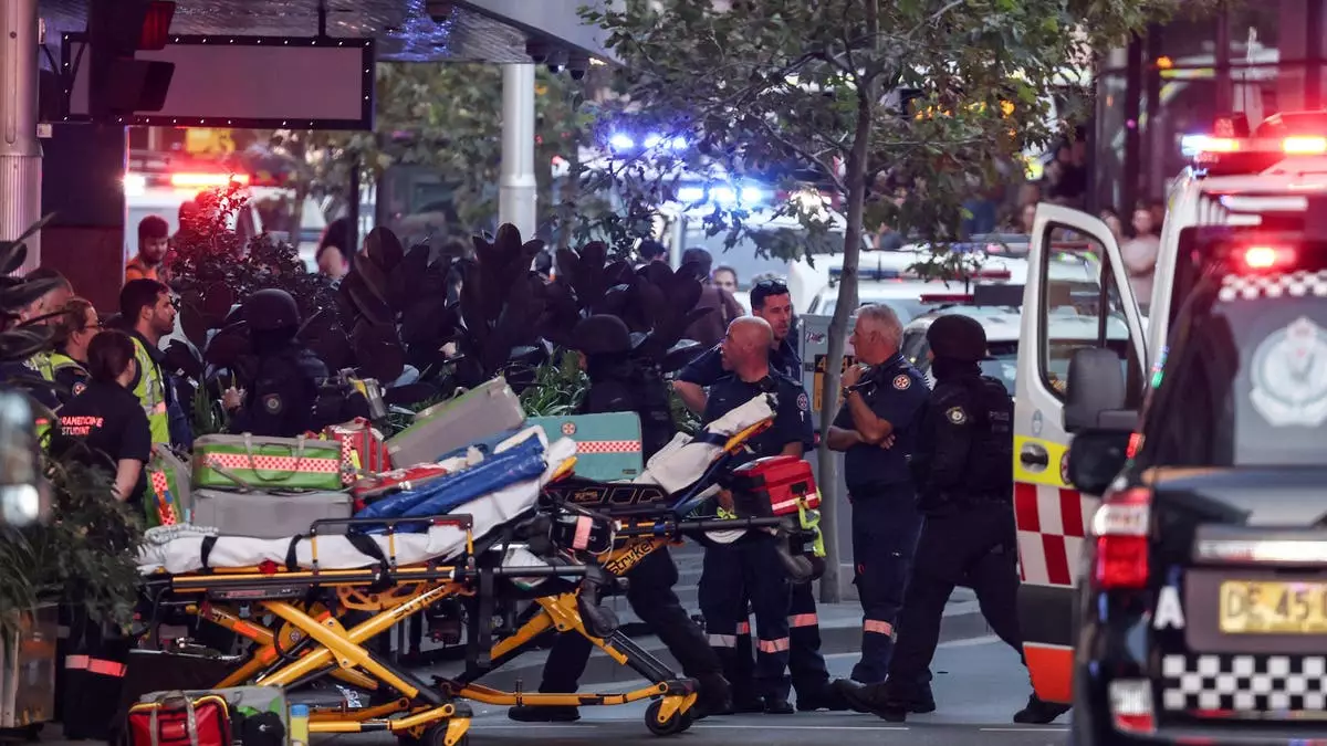 В австралийском торговом центре произошла поножовщина с шестью погибшими