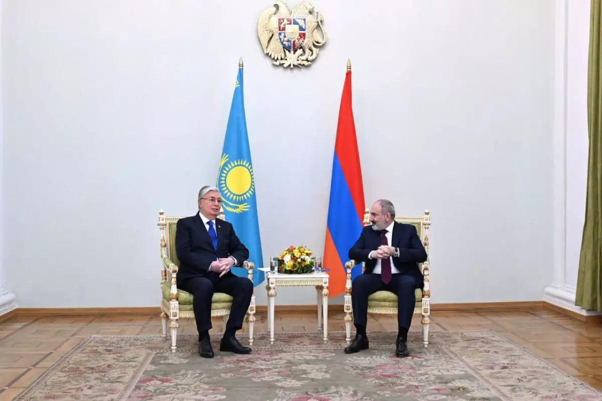 Никол Пашинян заявил о готовности вывода армяно-казахских отношений на новый уровень