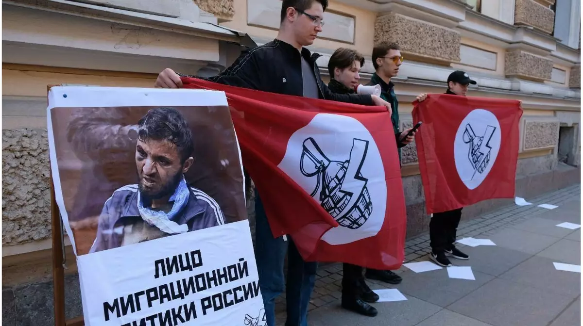 В Санкт-Петербурге прошла акция против мигрантов из-за теракта в "Крокусе"
