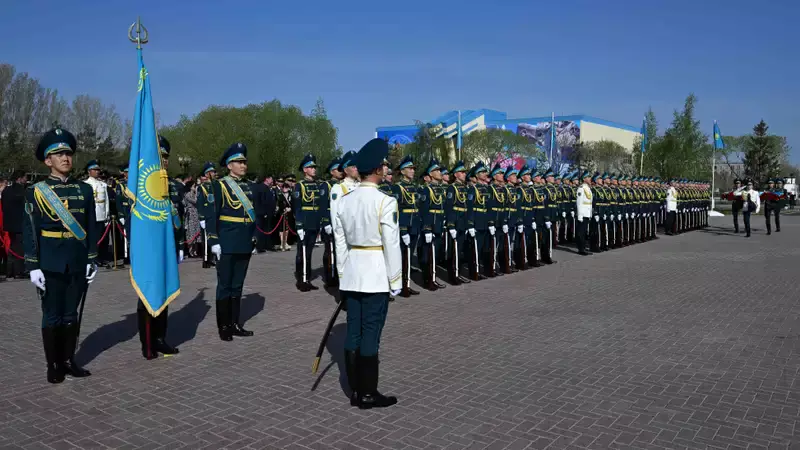 Когда при погребении казахстанцев участвует почетный караул: правила
