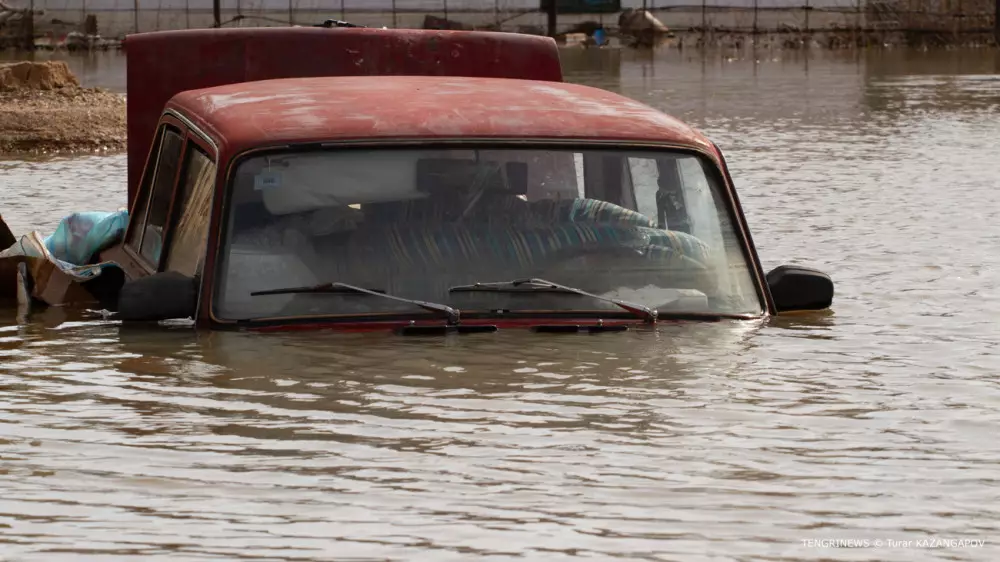 Автомобиль затопило во время паводков. Что делать и как получить компенсацию