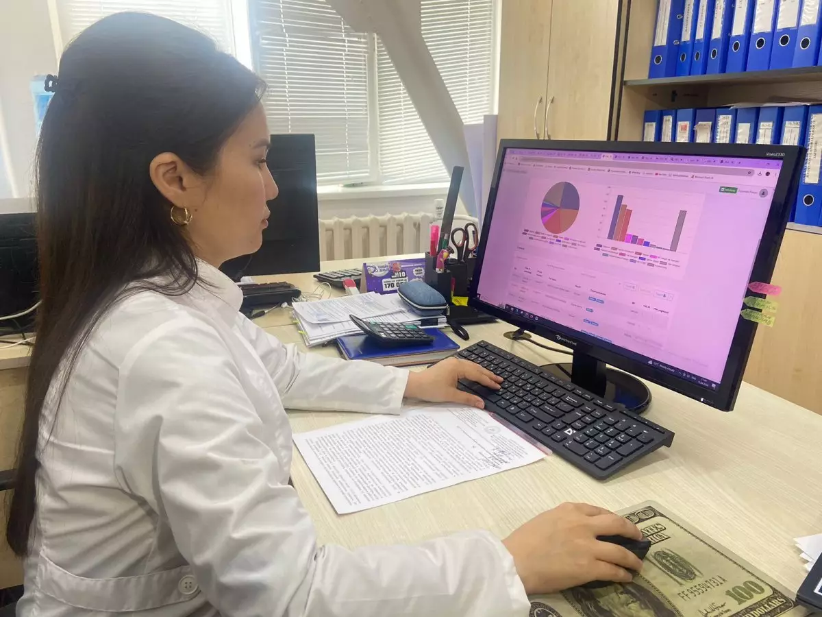 В Алматы впервые внедрен голосовой робот для приглашения населения на профосмотры и скрининг