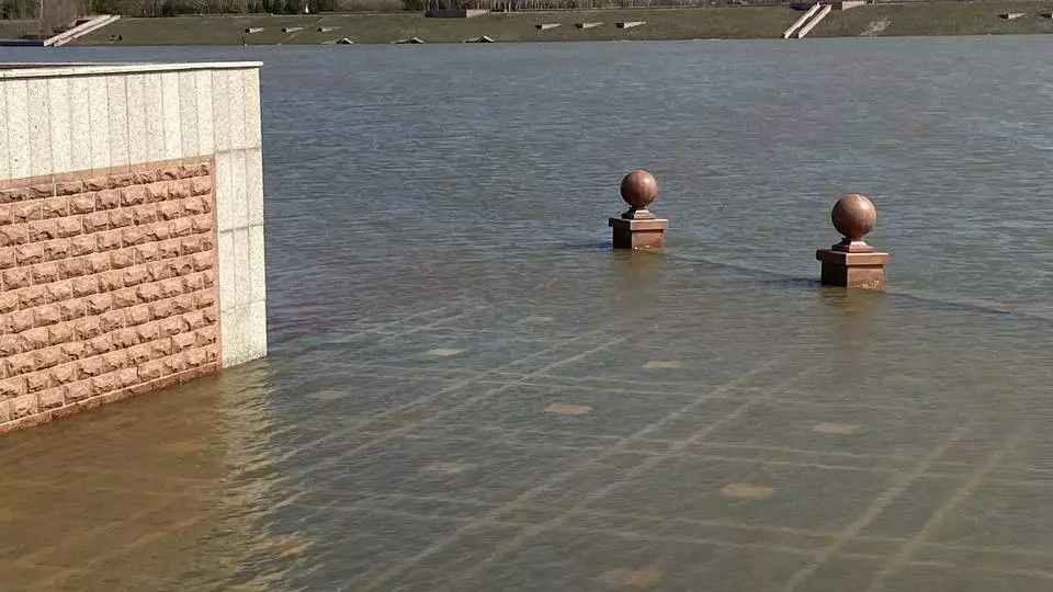 О паводковой ситуации в Астане рассказали спасатели