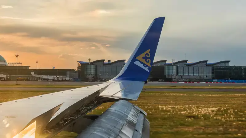 Казахстанцев возмутила стоимость авиабилетов Air Astana из затопленного Атырау