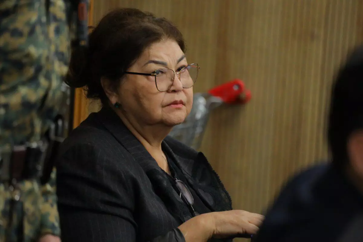 «Права моего сына будут ущемлены»: мать Бишимбаева впервые высказалась в суде (ВИДЕО)