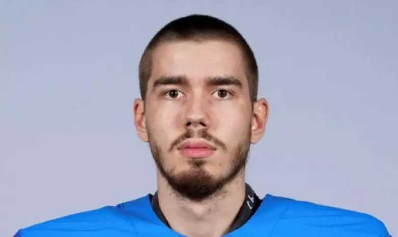 Казахстанский голкипер продлил контракт с российским клубом