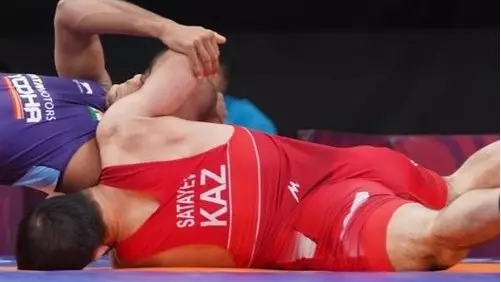 Казахстан проиграл третью медаль за день на чемпионате Азии по борьбе