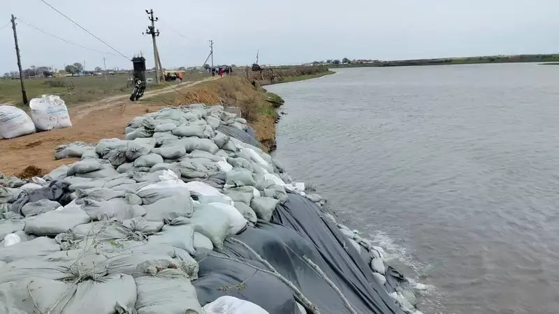 Санитарные меры усилили на период паводков в Атырауской области