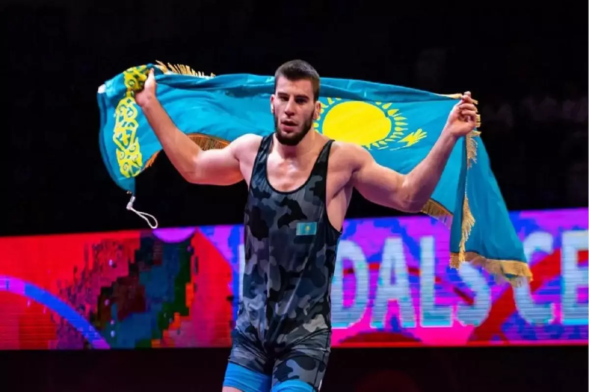 Казахстанский борец выиграл серебро чемпионата Азии