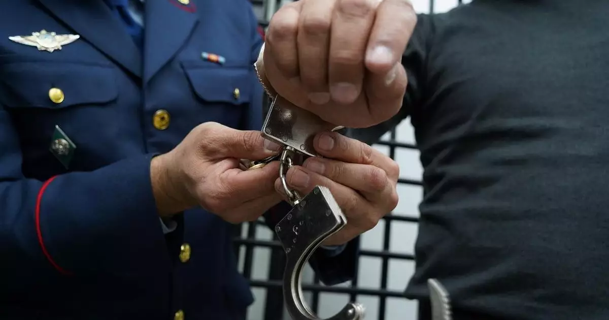   Жамбыл облысында 12 жастағы қызды зорлаған депутаттың күйеуі 20 жылға сотталды   