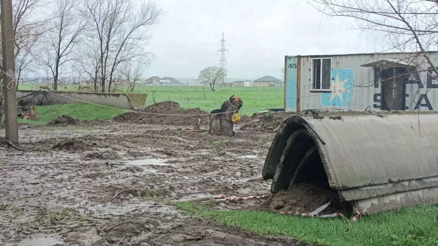 В Алматинский области неизвестные распродали территорию ирригационного канала и оставили крестьян без воды