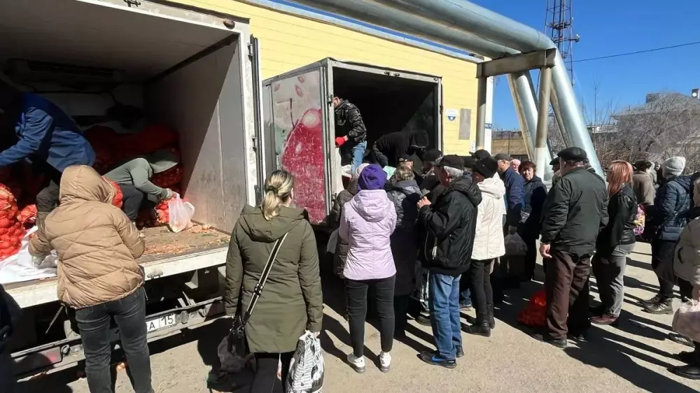 Мужчины подрались в пункте выдачи гуманитарной помощи в Петропавловске