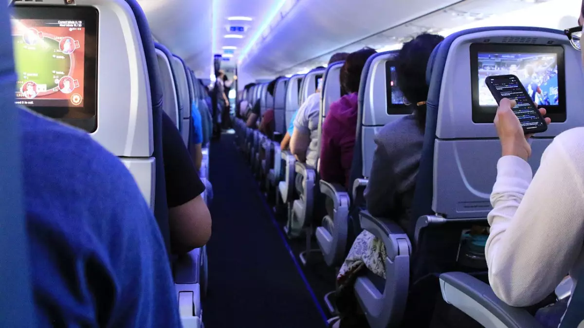 "Билеты от 100 000 тенге" – Air Astana ответила на негатив в соцсетях