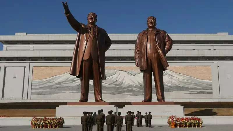 Блогер опубликовал содержательное видео, снятое им в Северной Корее
