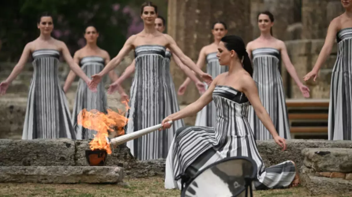 В Греции зажгли Олимпийский огонь для Игр-2024 в Париже