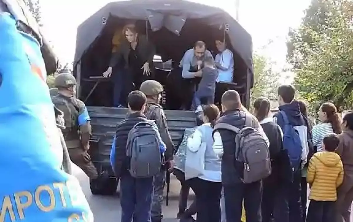 Ресей әскерилері Таулы Қарабақтан шығарыла бастады