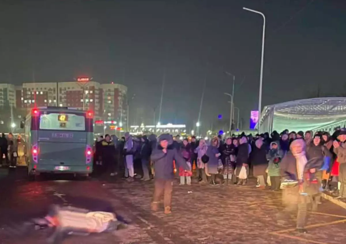 Смертельное ДТП с автобусом в Алматы: Действительно ли водитель потеряла сознание, выясняли в суде