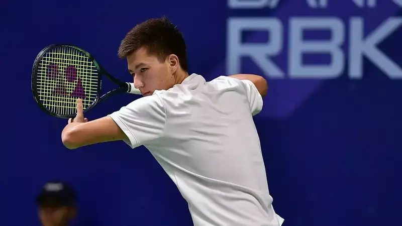 Казахстанский теннисист Бейбит Жукаев покидает "Челленджер" в Мексике
