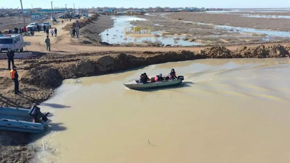 Сколько человек погибло при паводках в Казахстане - ответ МВД