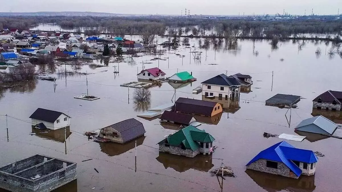Количество разрушенных домов после паводков в Казахстане сообщили в правительстве