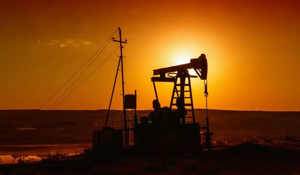Больше 600 нефтяных скважин приостановили работу из-за паводков в Казахстане
