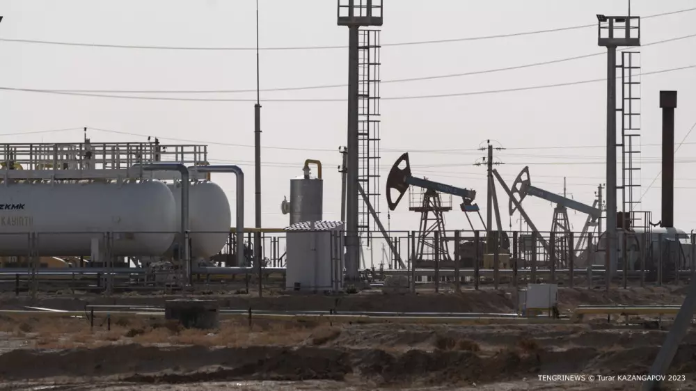 Какие потери в добыче нефти понес Казахстан из-за паводков