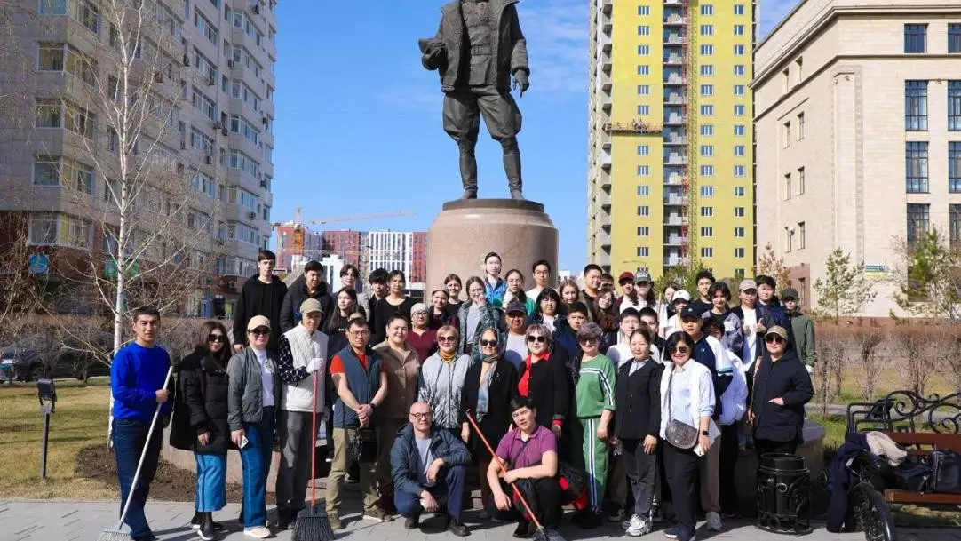 «Киелі мекен»:  Астанада «Жас сарбаздар» экологиялық акцияға қатысты
