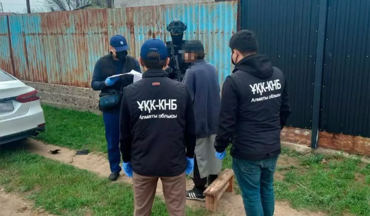 КНБ задержал подозреваемых в экстремизме в Алматы и двух областях (ВИДЕО)
