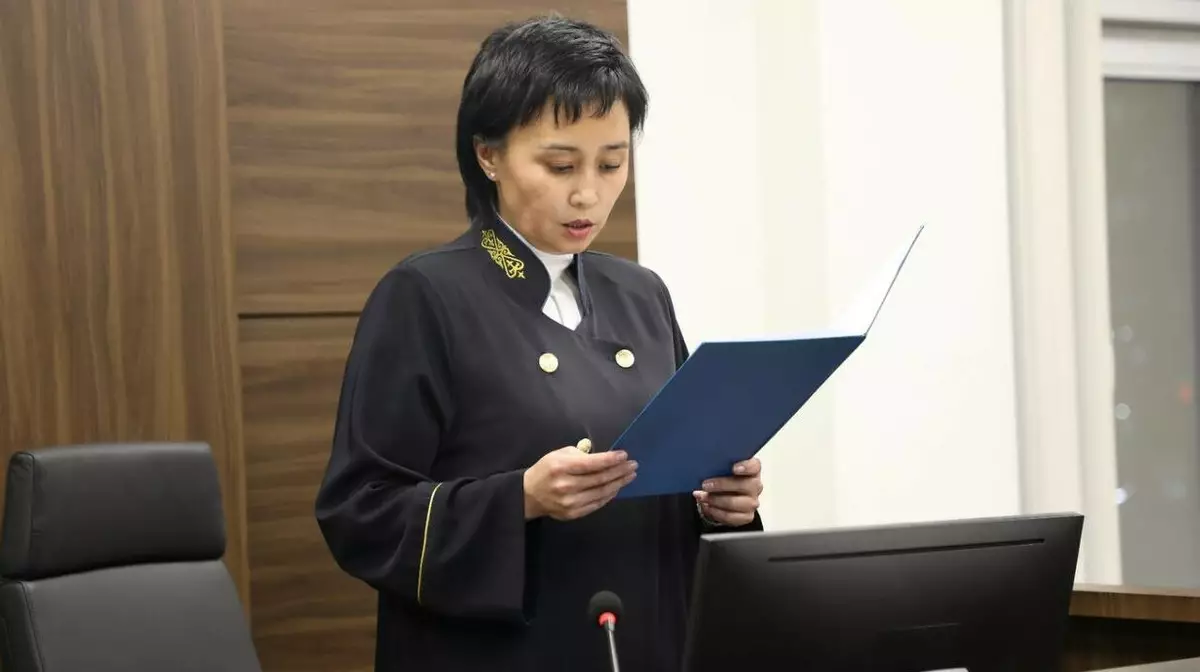 Судье Айжан Кульбаевой угрожали неизвестные