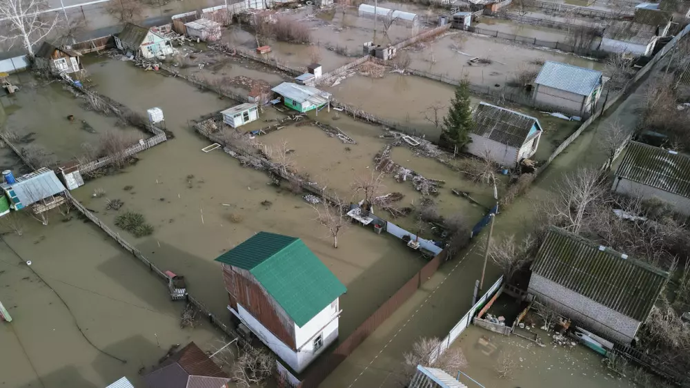 В правительстве обратились к пострадавшим от паводков казахстанцам