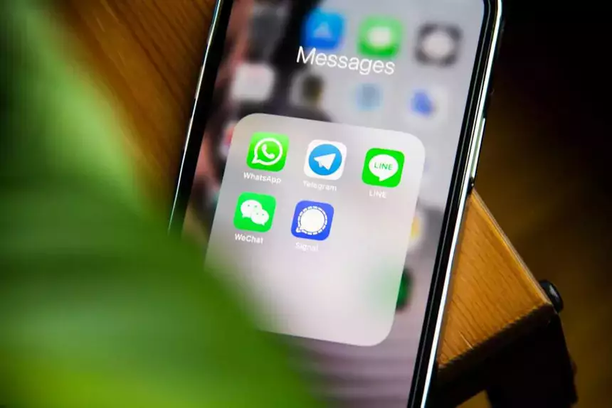 WhatsApp, Telegram, Signal и Line удалили из китайского App Store