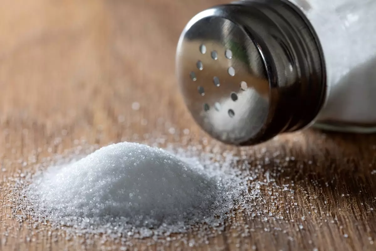 Отказ от добавления соли в пищу принесет только пользу 