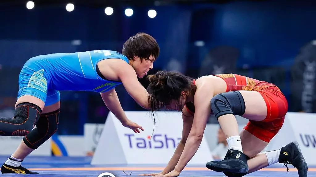 Женская борьба: ещё одна казахстанка не смогла квалифицироваться на Олимпиаду