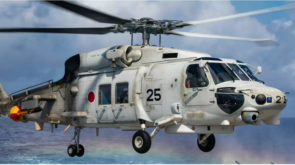 Два военных вертолета Японии разбились над Тихим океаном во время учений