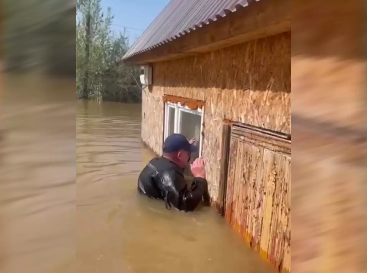 Экстренная эвакуация жителей проходит в дачных массивах под Уральском