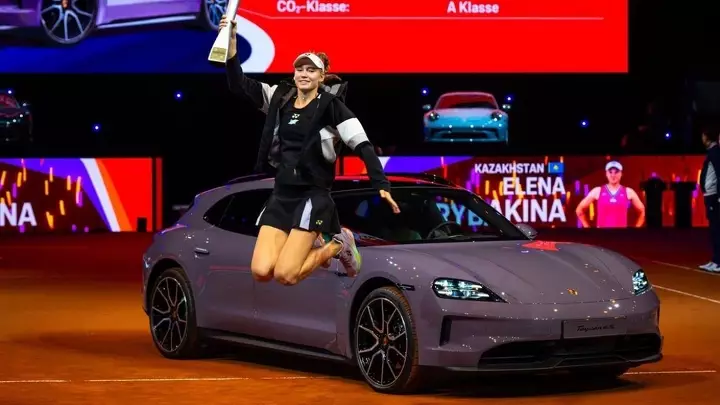 Елена Рыбакина выиграла восьмой титул WTA в карьере 