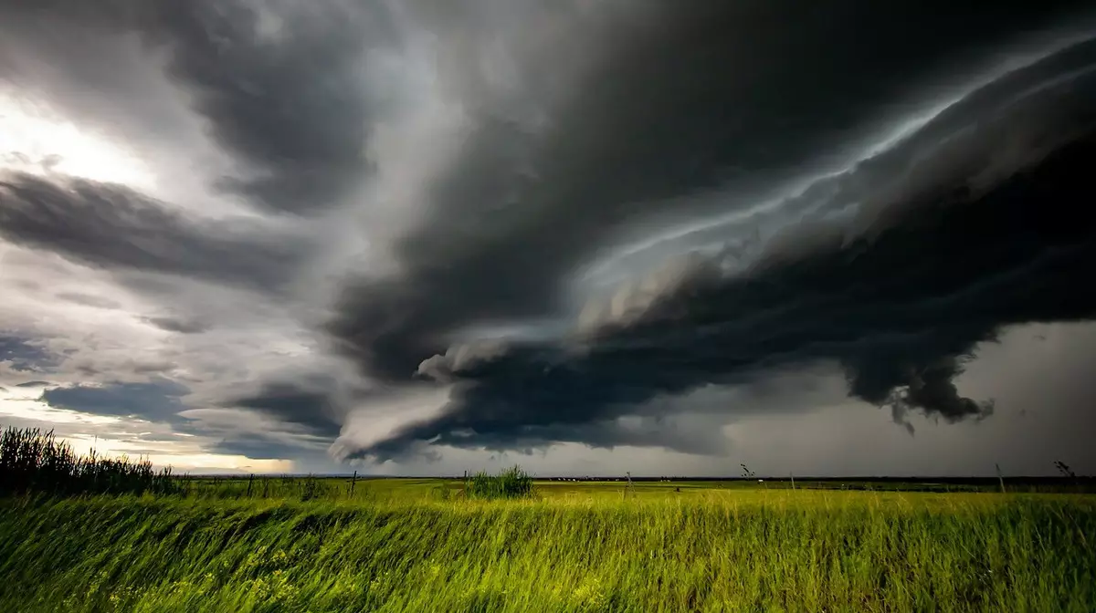 Ожидается гроза: в 13 регионах Казахстана объявлено штормовое предупреждение