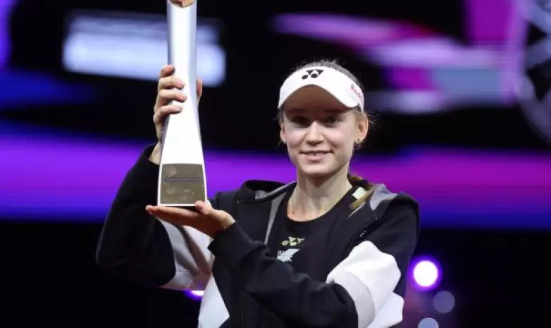 Елена Рыбакина разгромила сенсационную теннисистку и выйграла третий титул в году