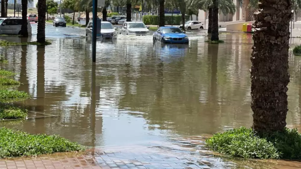 Штраф за видео о наводнениях в Дубае: правда ли это