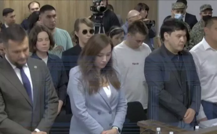 Ксения Собчак приехала освещать суд Куандыка Бишимбаева