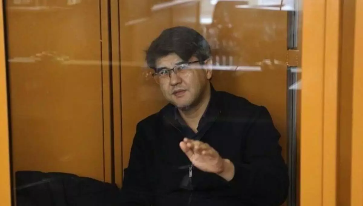 "Ты спала с Раимбеком?": Видео с телефона Бишимбаева включили в суде