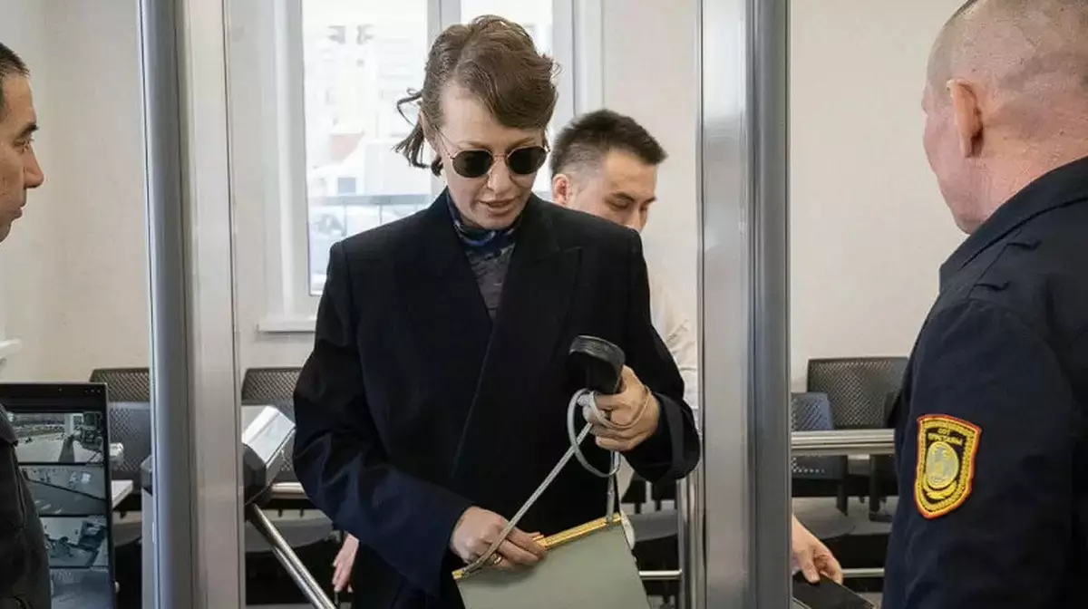 Собчак прокомментировала свое присутствие на суде по делу Бишимбаева