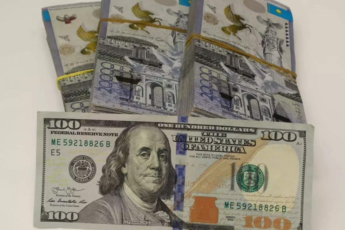 Доллар подешевел ненадолго? причину укрепления тенге объяснили финансовые аналитики