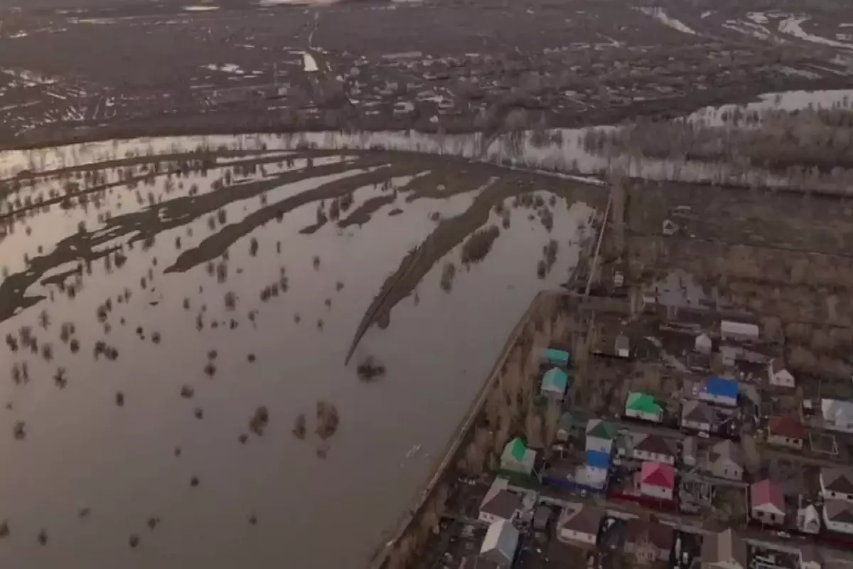 В Уральске жители пострадавших от паводков домов в дачных обществах нуждаются в срочной компенсации