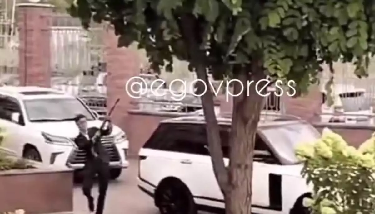 Мужчину задержали за стрельбу из автомата на свадьбе в Алматинской области (ВИДЕО)