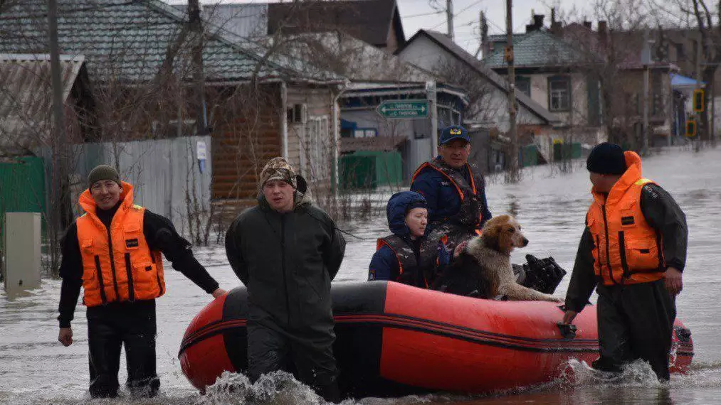 Более 32 тысяч человек принимают участие в ликвидации последствий паводков в Казахстане