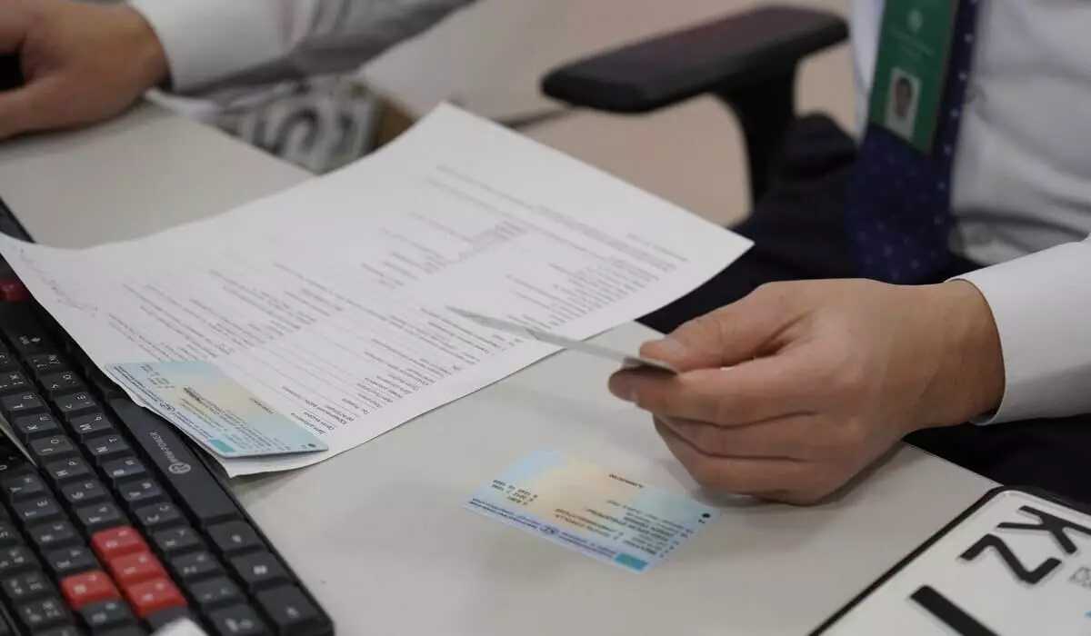 Правила регистрации авто и подготовки водителей изменились в Казахстане