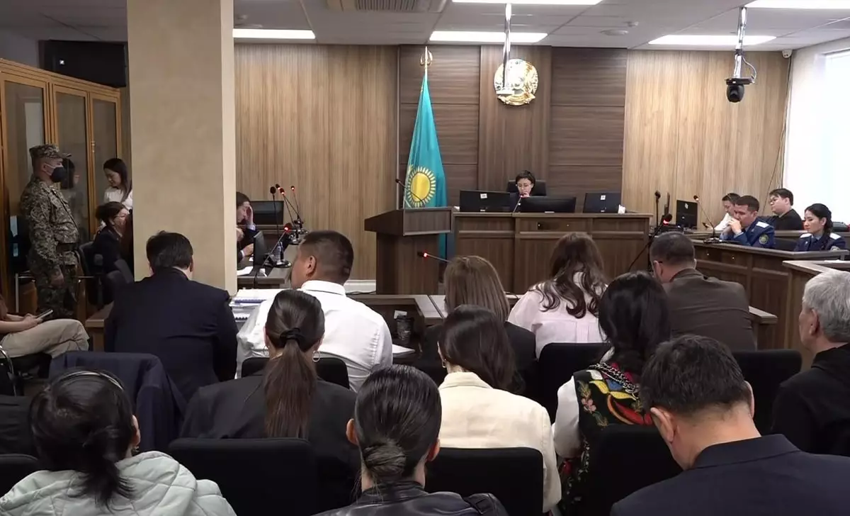 Дело Бишимбаева: в суде прочитали переписки подсудимого в мессенджере WhatsApp